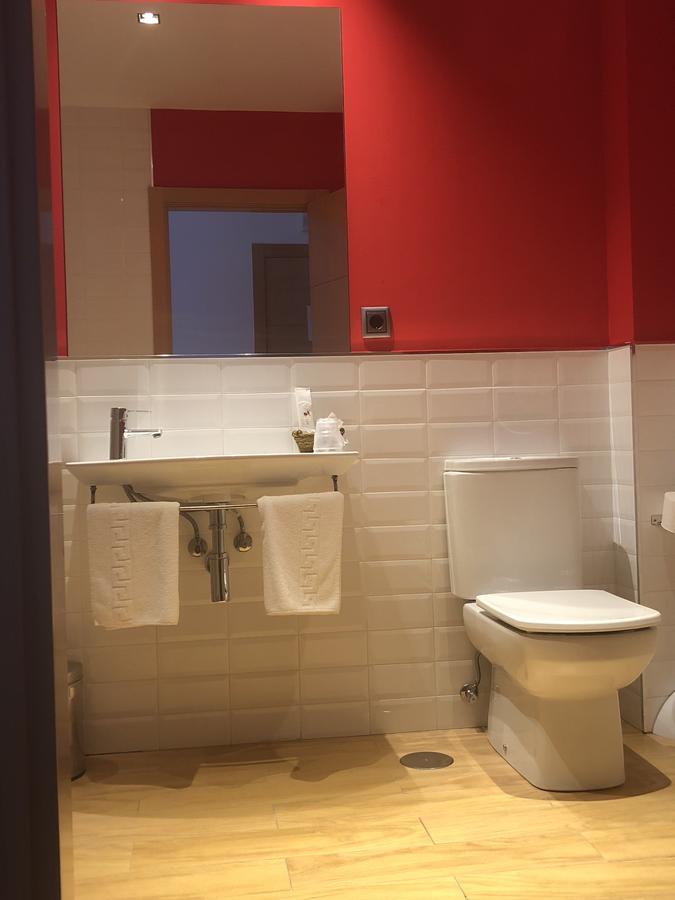 Nruta Ponferrada Hotell Bembibre  Exteriör bild